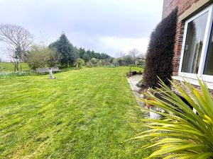 Photo 22- click for photo gallery